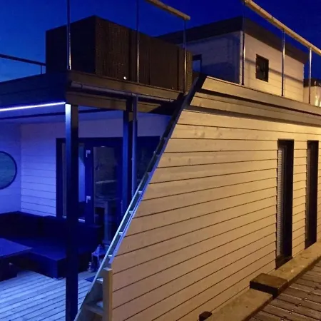 Sundowner - Stern Hausboot Holiday home *
