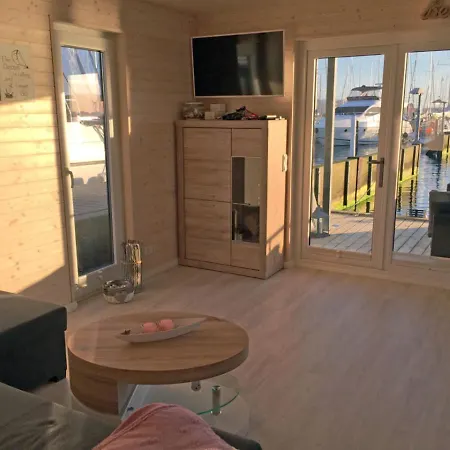 Sundowner - Stern Hausboot Holiday home *